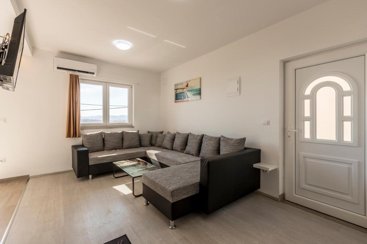 Apartament House With Private Pool Magdalena Podstrana Zewnętrze zdjęcie